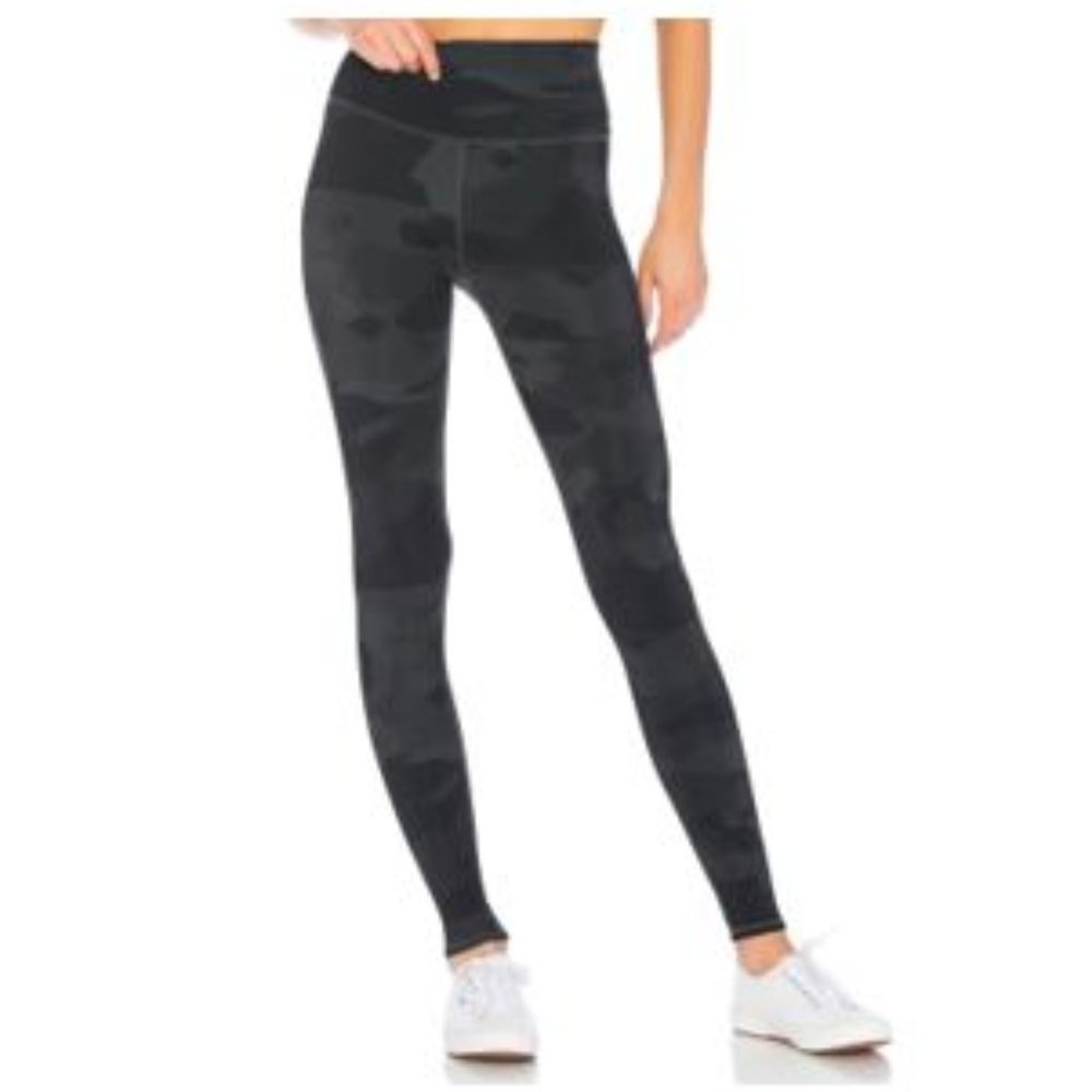 ALO Yoga Leggings - Camo